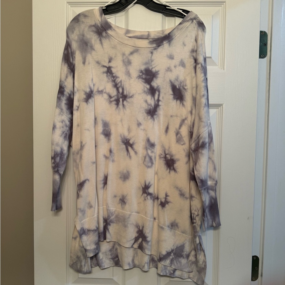 Wonderly Cream and Purple Tie-Dye Sweatshirt